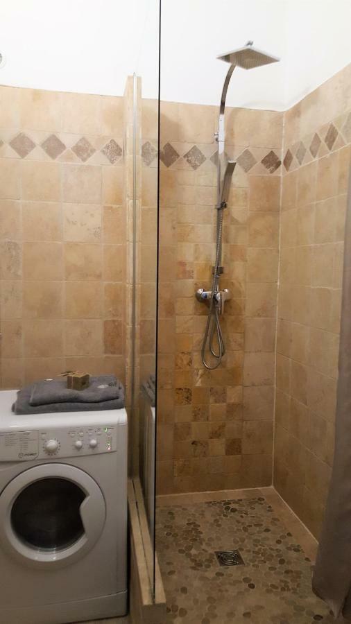 Appartement Au coeur du centre historique 3 étoiles à Avignon Extérieur photo
