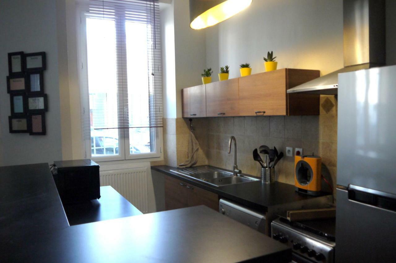 Appartement Au coeur du centre historique 3 étoiles à Avignon Extérieur photo